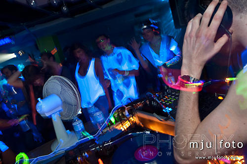 black light u.v.-050