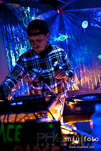 black light u.v.-074