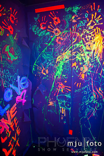 black light u.v.-099